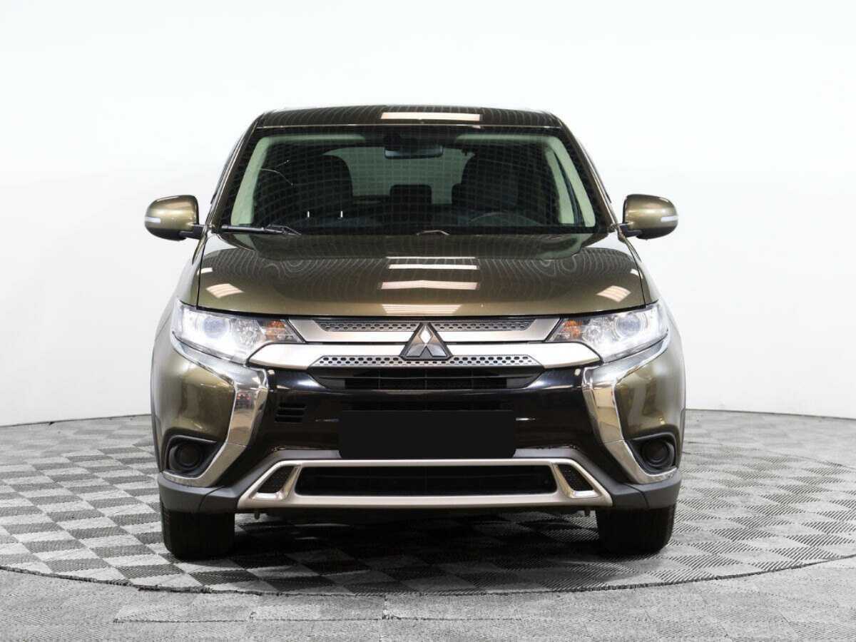 Mitsubishi Outlander, 2019 - фото №1
