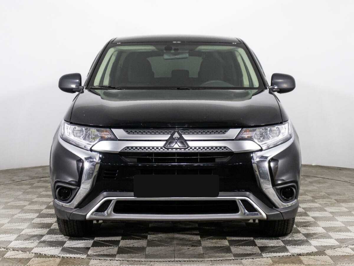 Mitsubishi Outlander, 2021 - фото №2