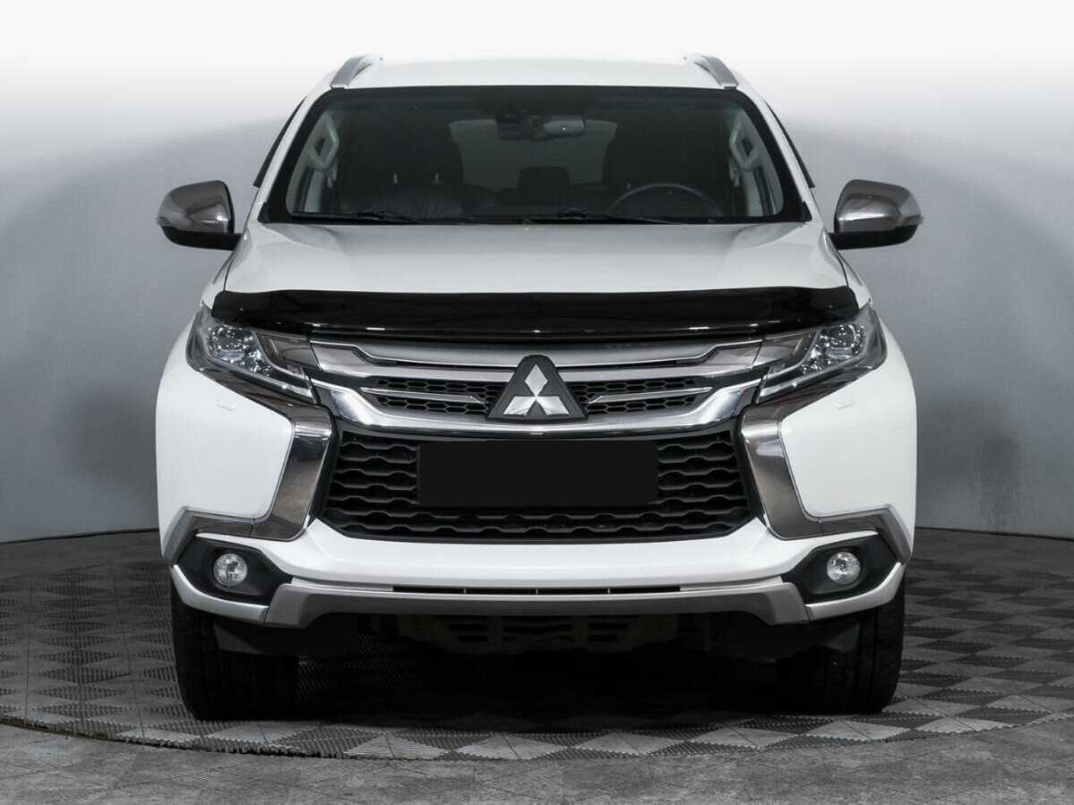 Mitsubishi Pajero Sport, 2018 - фото №2
