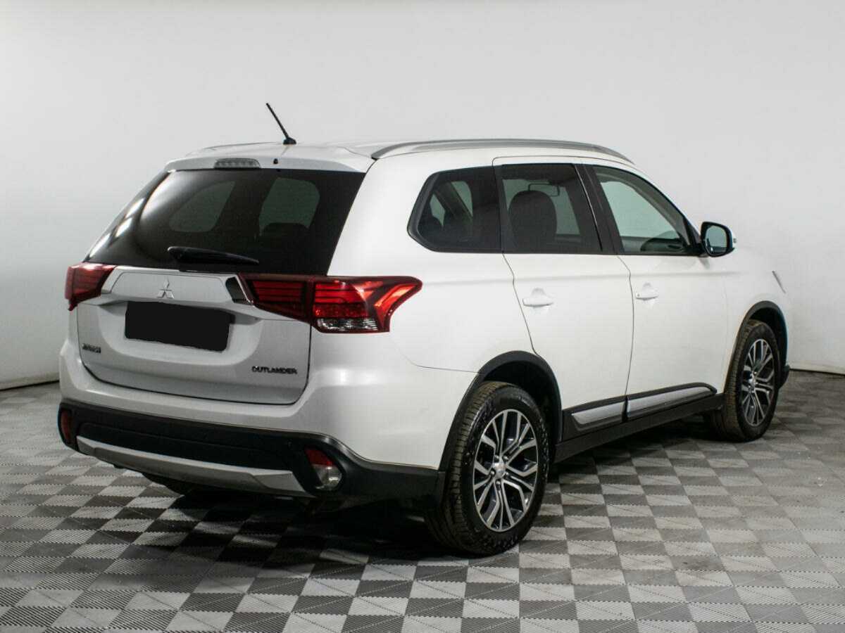 Mitsubishi Outlander, 2016 - фото №4