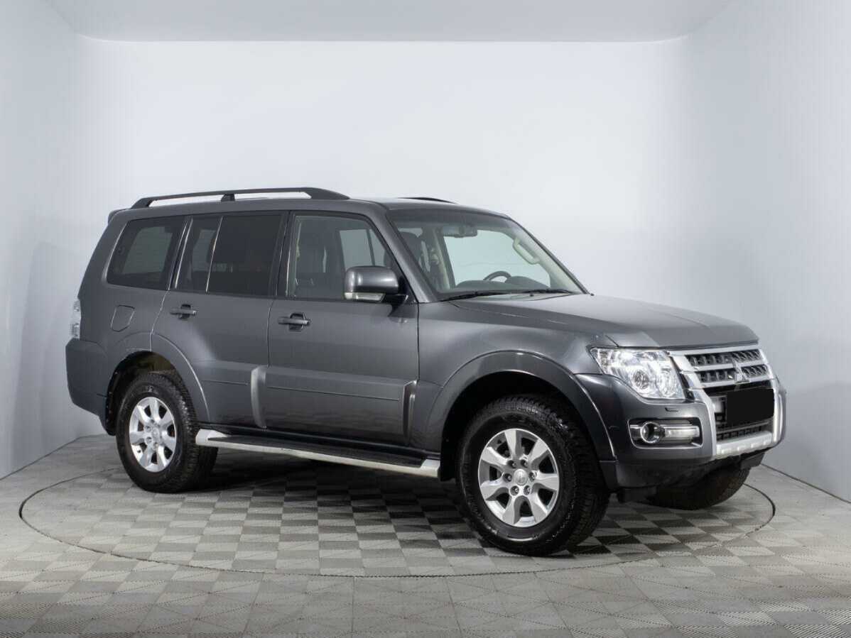 Mitsubishi Pajero, 2017 - фото №3