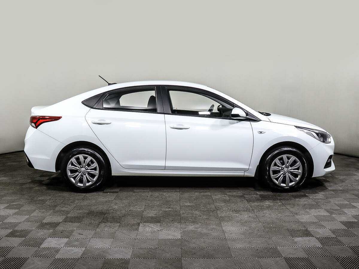 Hyundai Solaris, 2019 - фото №3
