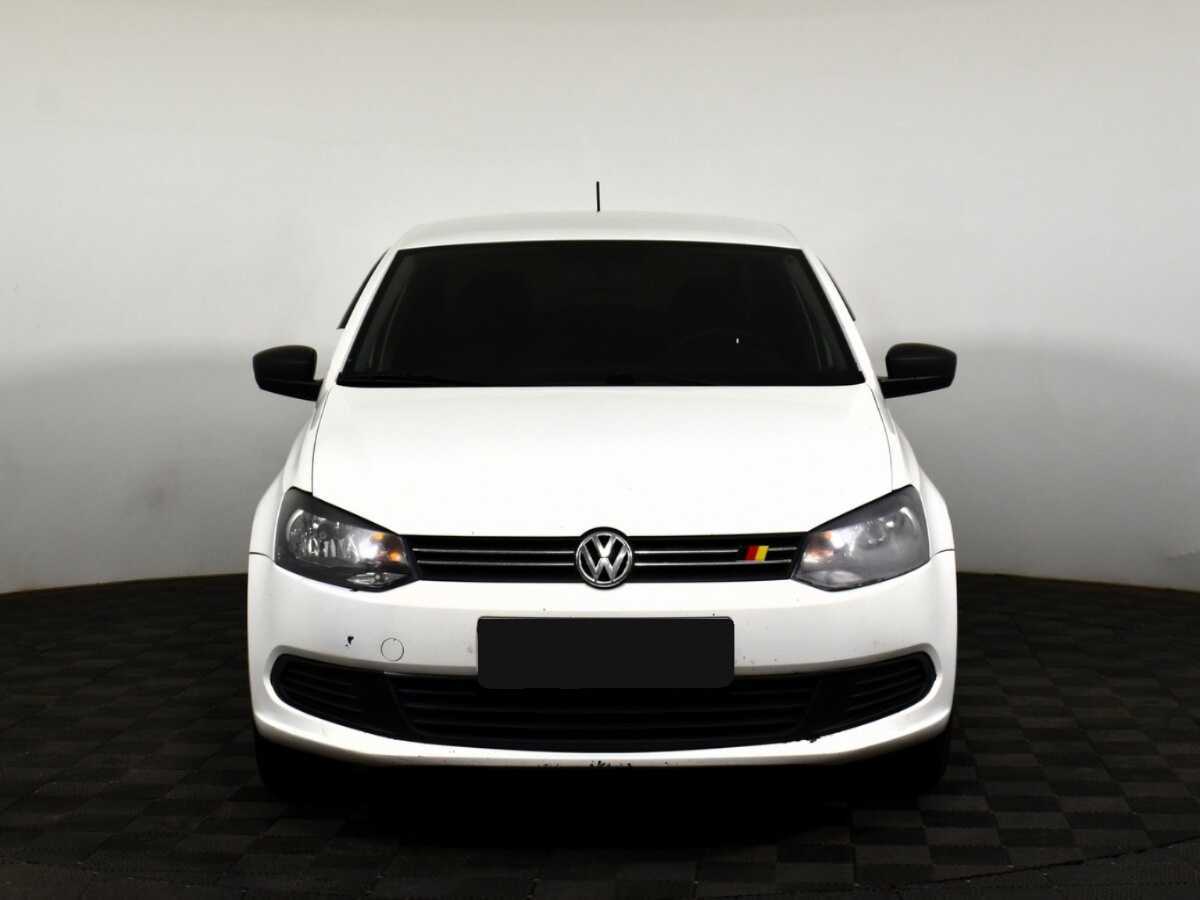 Volkswagen Polo, 2014 - фото №2