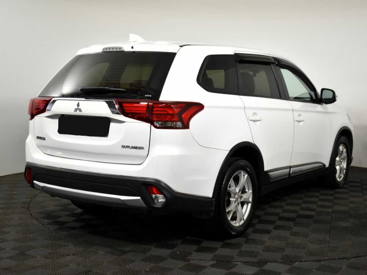 Mitsubishi Outlander, 2017 - фото №4