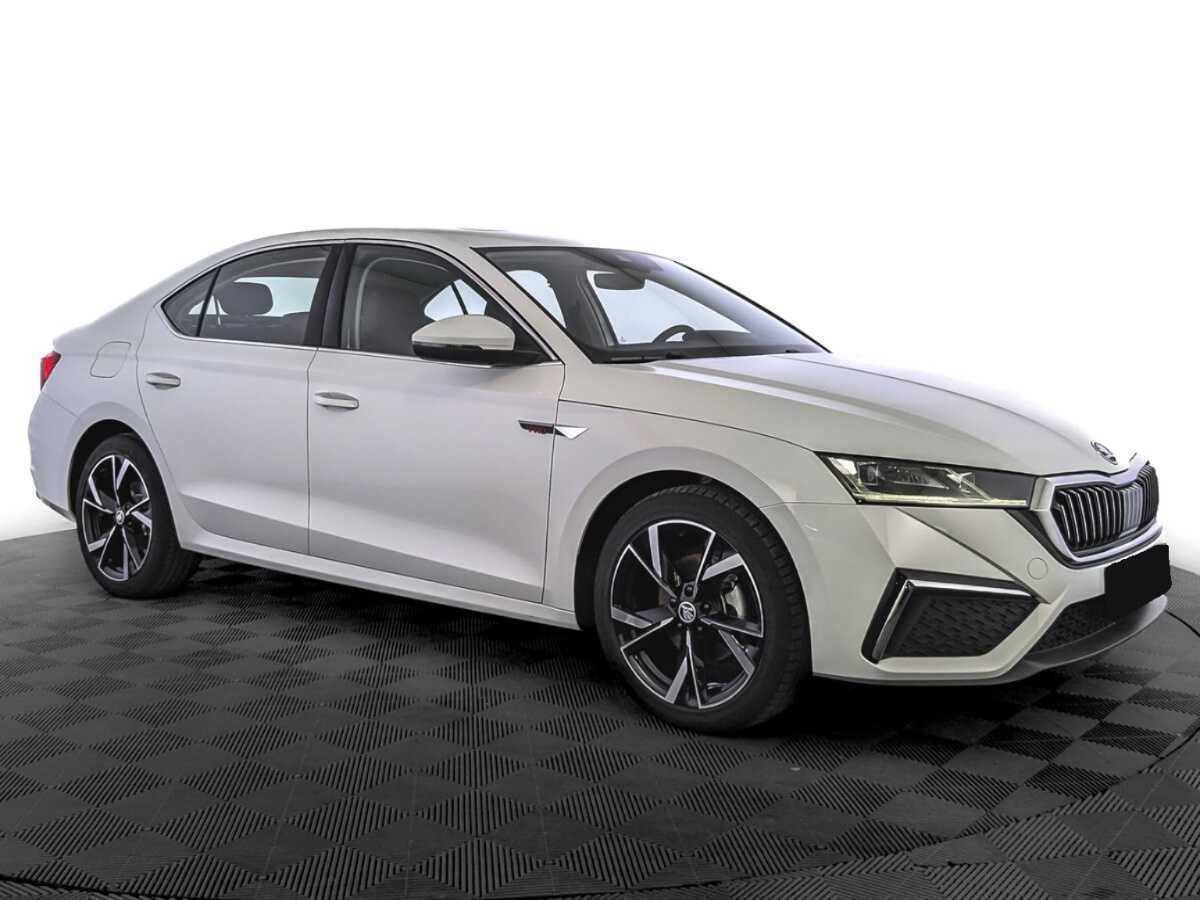 Skoda Octavia, 2023 - фото №3