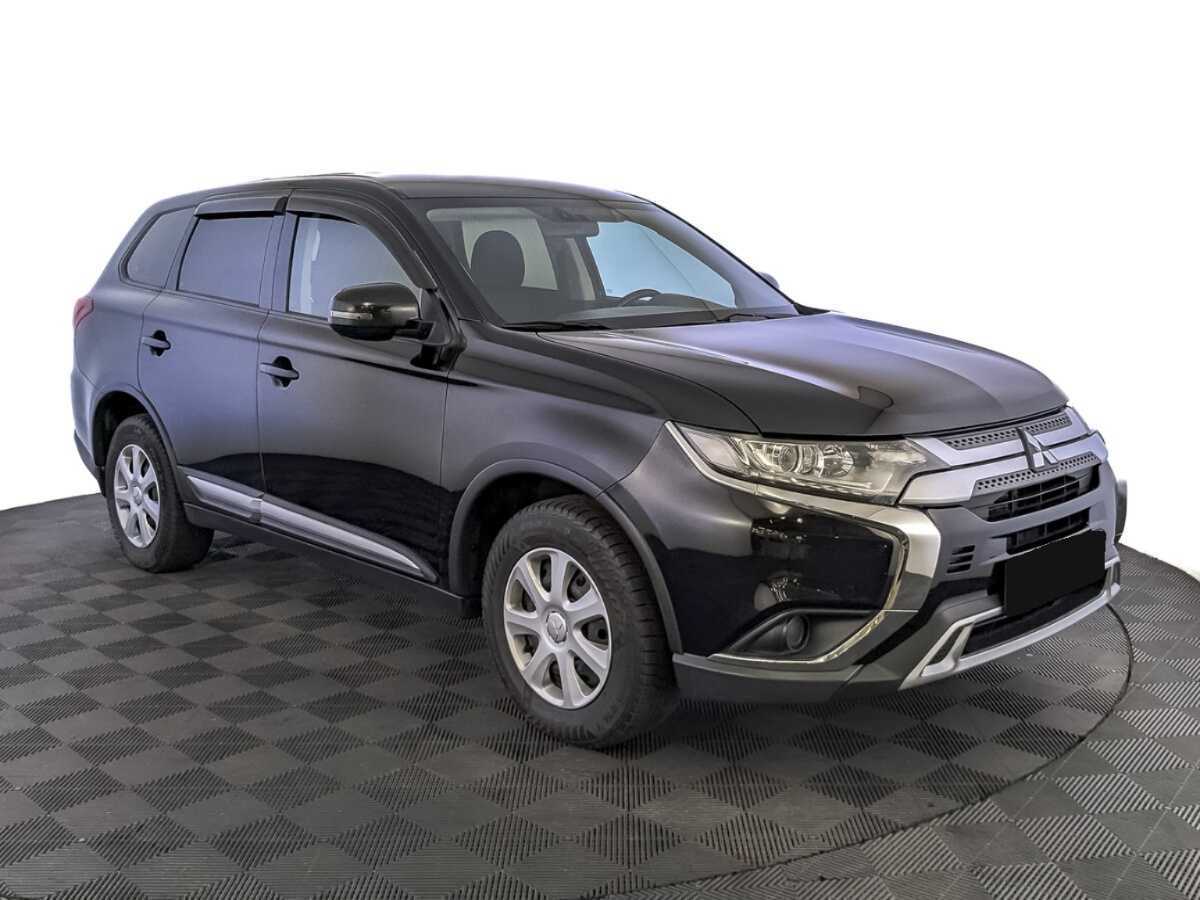 Mitsubishi Outlander, 2018 - фото №3