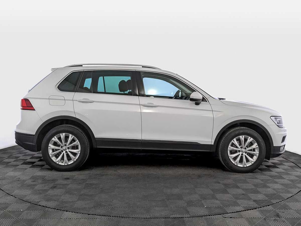 Volkswagen Tiguan, 2018 - фото №4