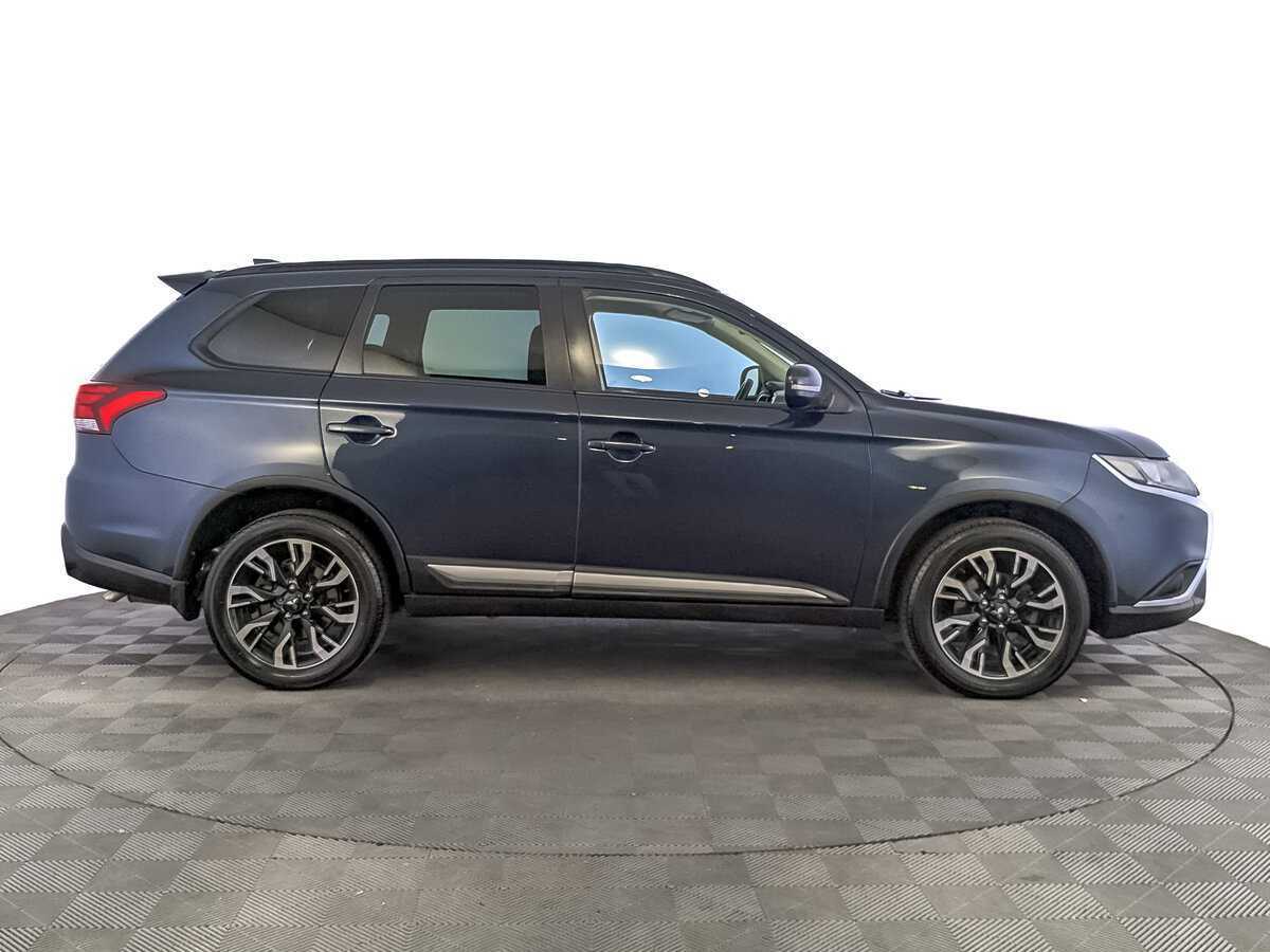 Mitsubishi Outlander, 2021 - фото №4