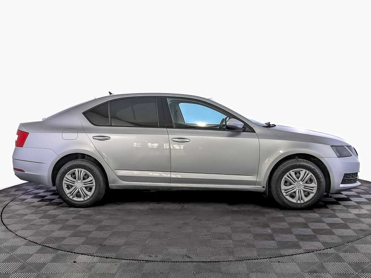 Skoda Octavia, 2017 - фото №4