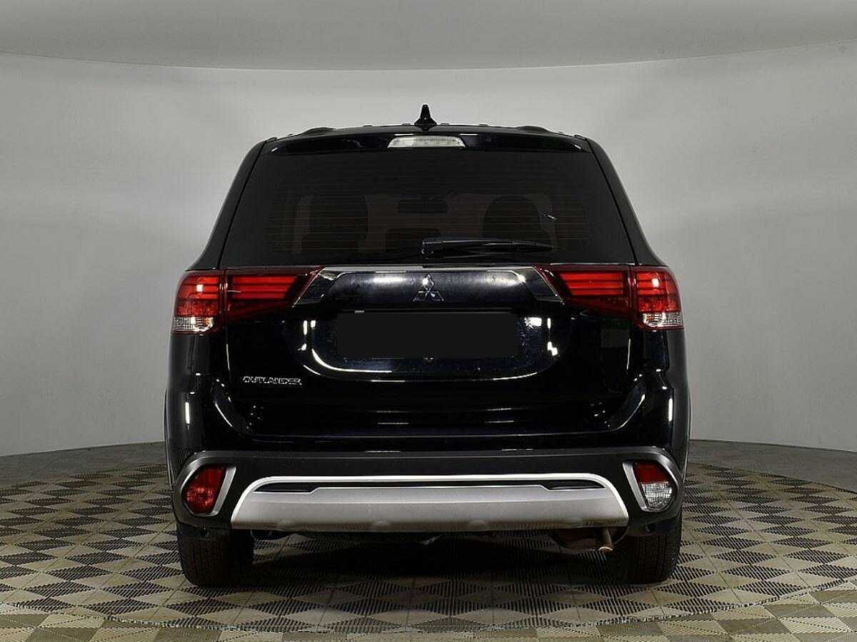 Mitsubishi Outlander, 2020 - фото №4