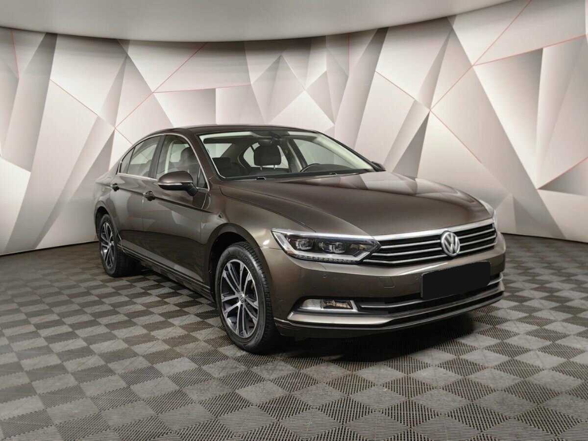 Volkswagen Passat, 2017 - фото №3