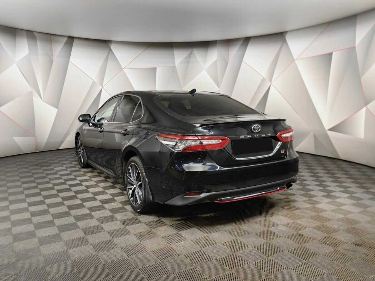 Toyota Camry, 2021 - фото №4