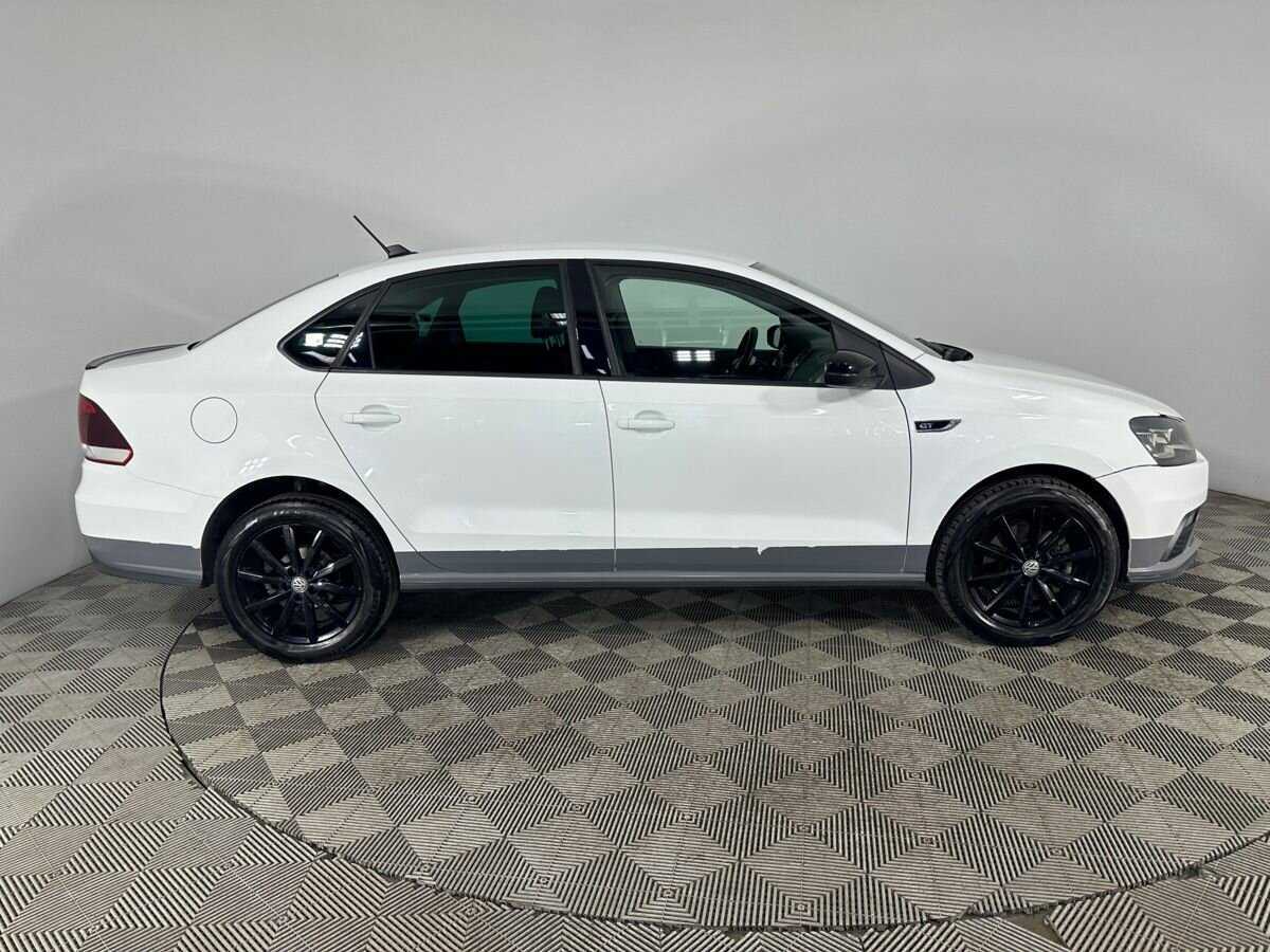 Volkswagen Polo, 2018 - фото №4
