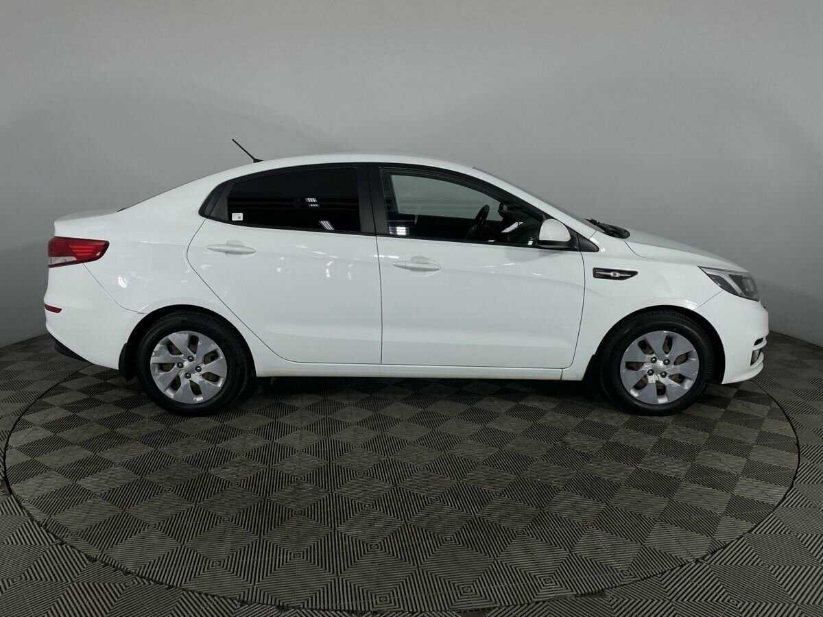 Kia Rio, 2016 - фото №3