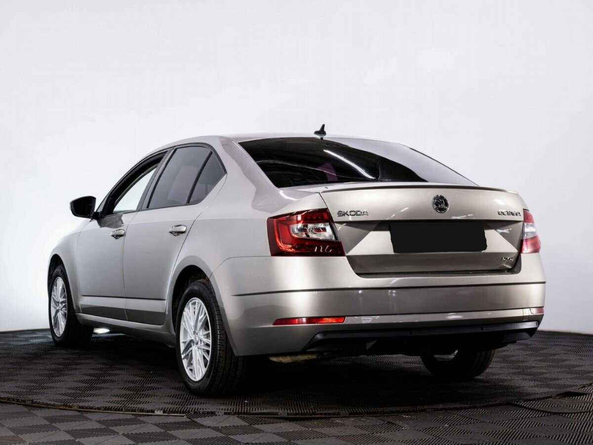 Skoda Octavia, 2017 - фото №4