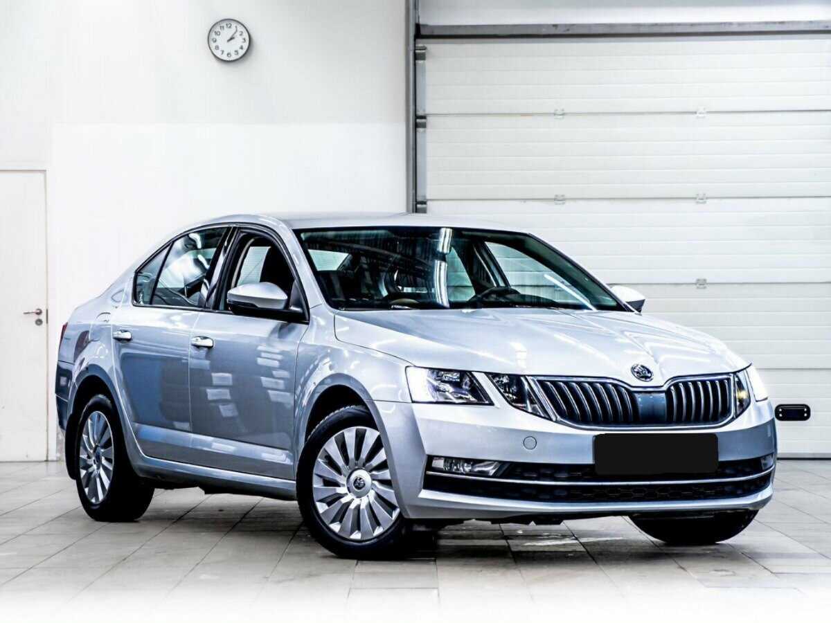 Skoda Octavia, 2017 - фото №2
