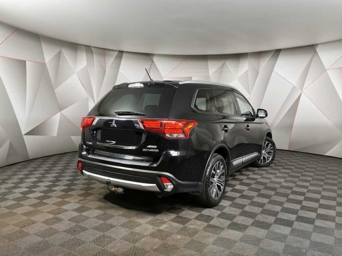 Mitsubishi Outlander, 2016 - фото №2