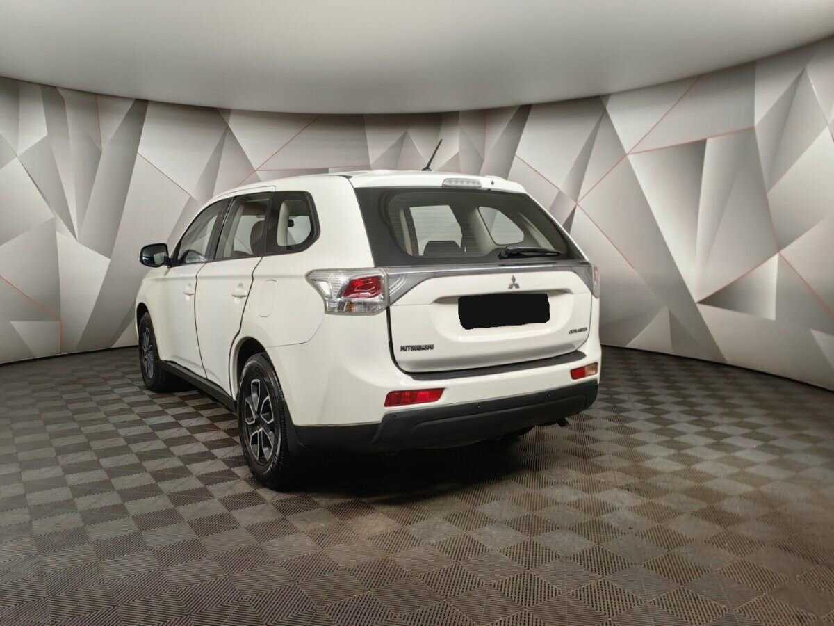 Mitsubishi Outlander, 2012 - фото №4