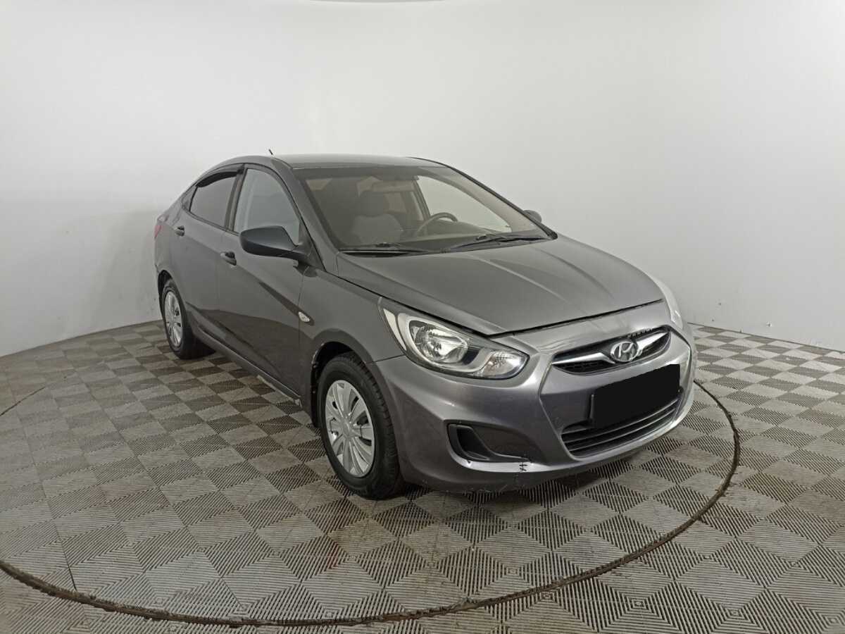 Hyundai Solaris, 2013 - фото №3