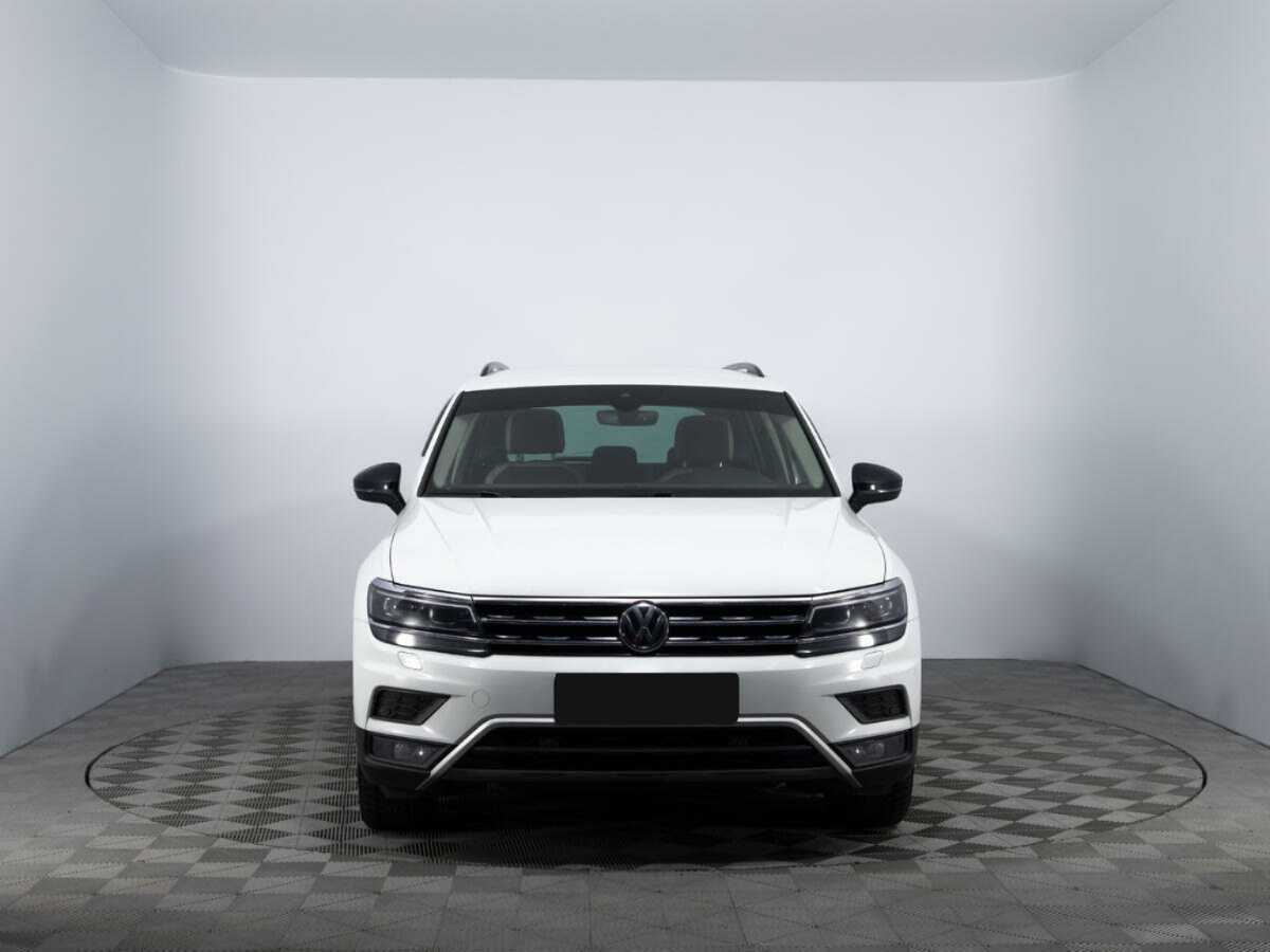 Volkswagen Tiguan, 2019 - фото №2