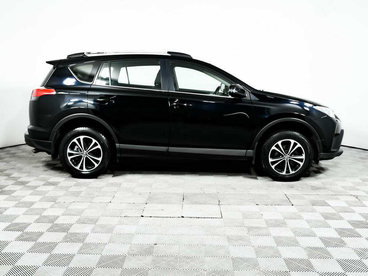 Toyota RAV4, 2018 - фото №4