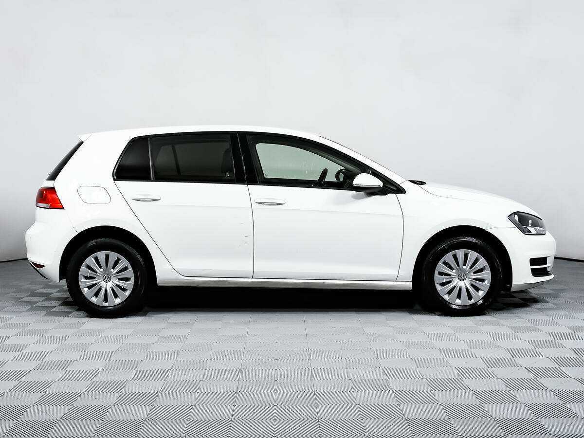 Volkswagen Golf, 2015 - фото №4