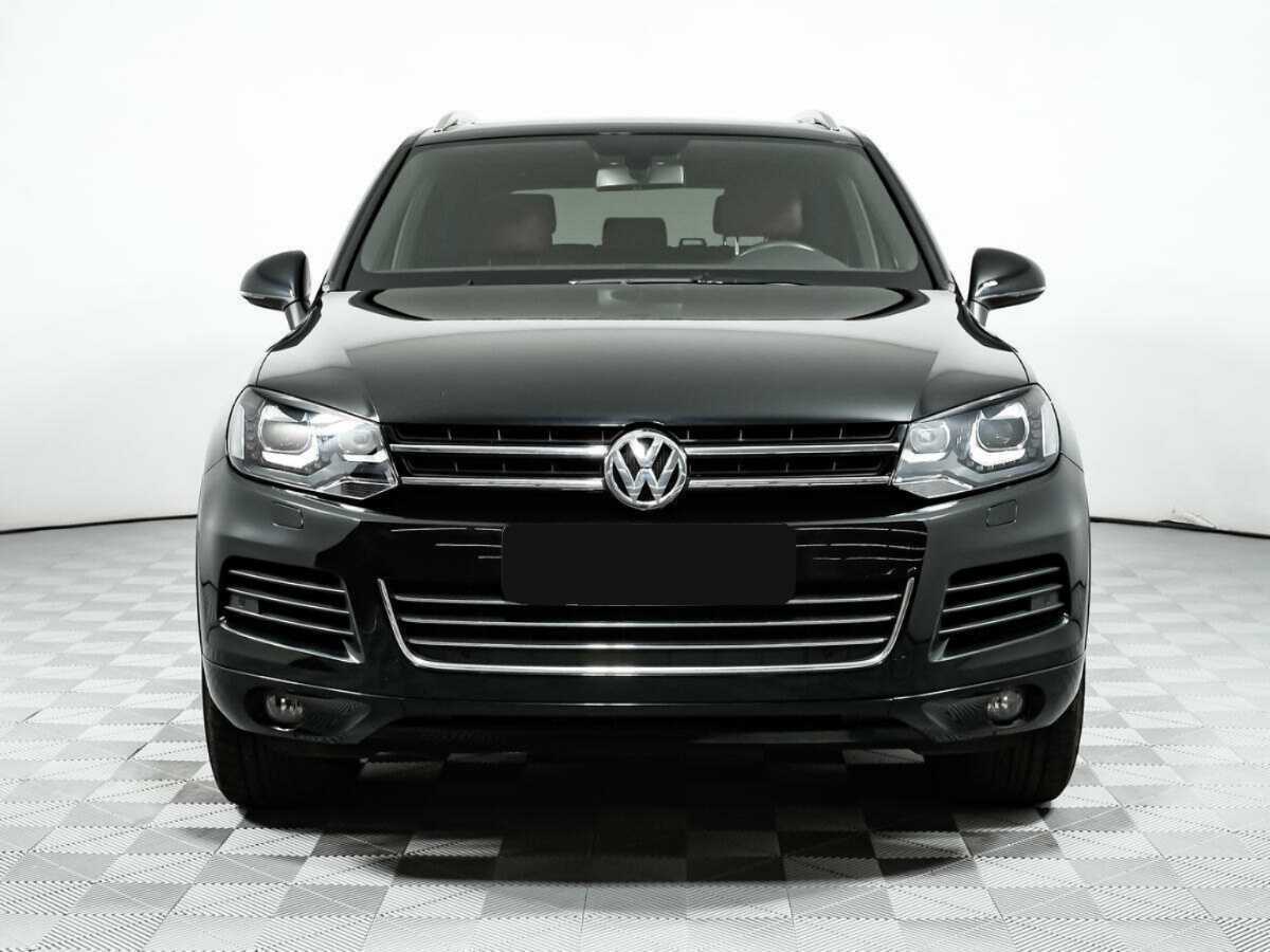 Volkswagen Touareg, 2014 - фото №2