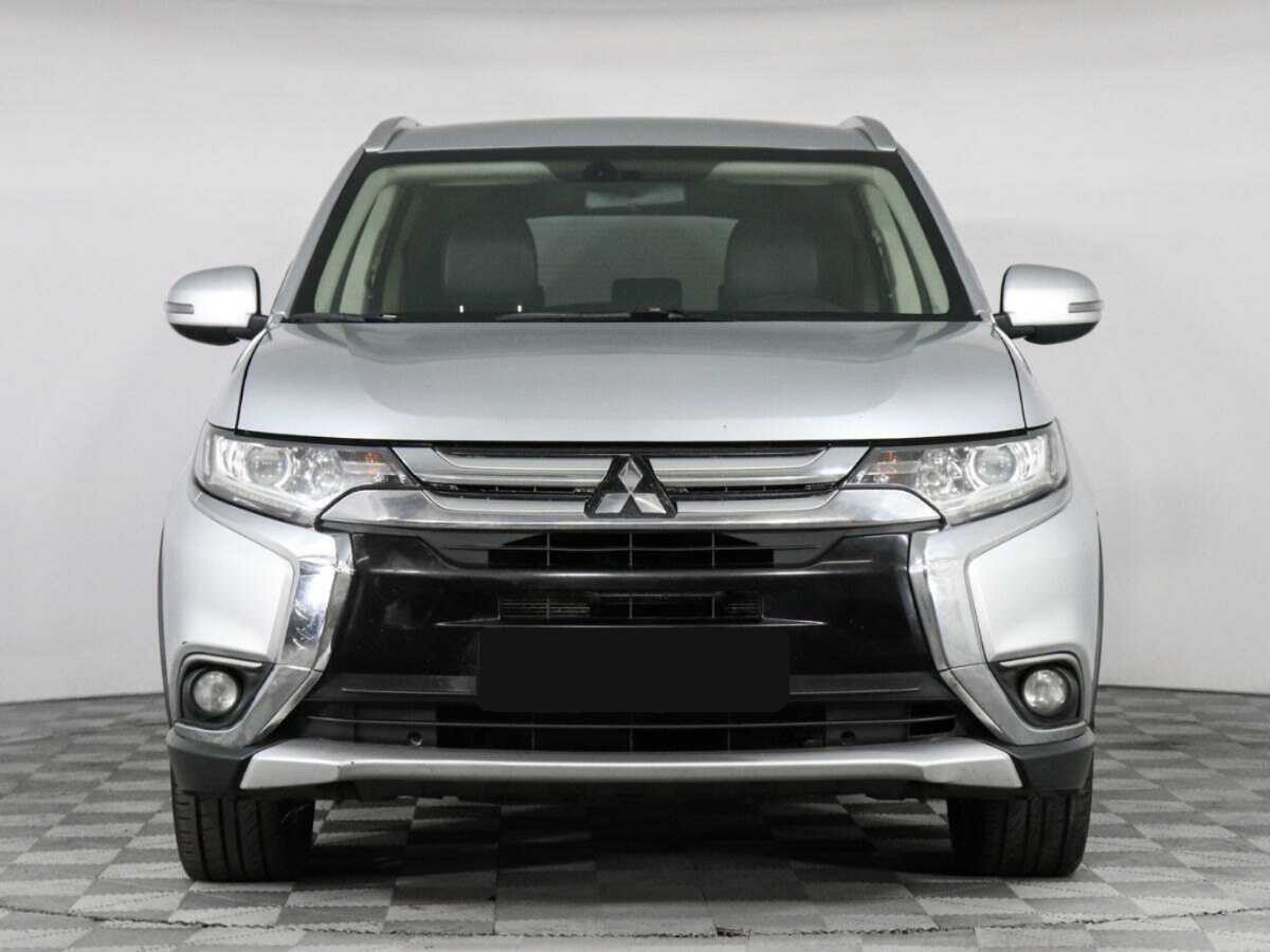 Mitsubishi Outlander, 2017 - фото №2