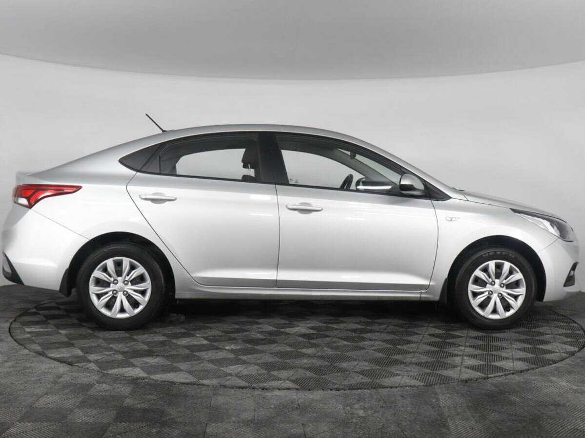Hyundai Solaris, 2018 - фото №4