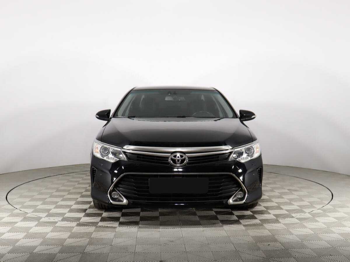 Toyota Camry, 2016 - фото №2
