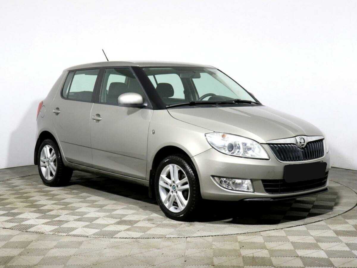 Skoda Fabia, 2014 - фото №3