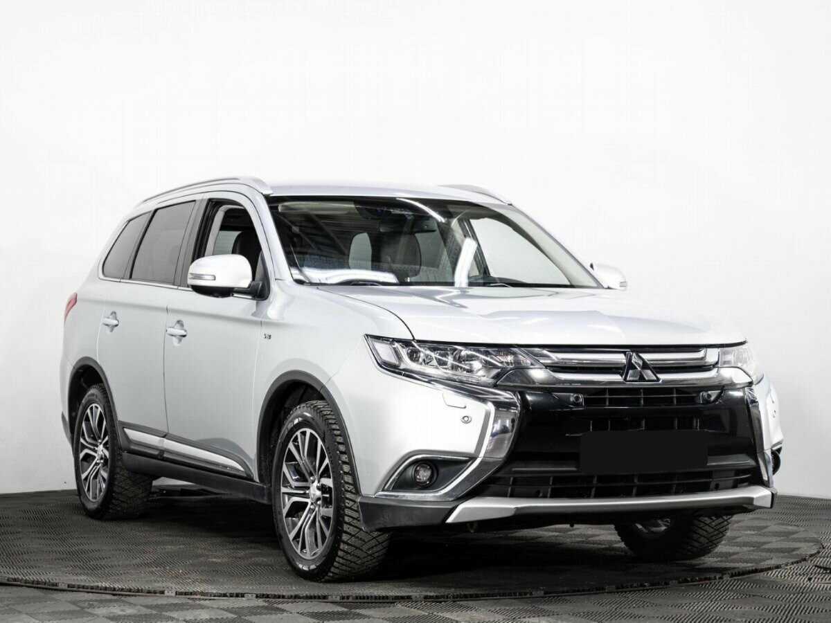 Mitsubishi Outlander, 2018 - фото №3