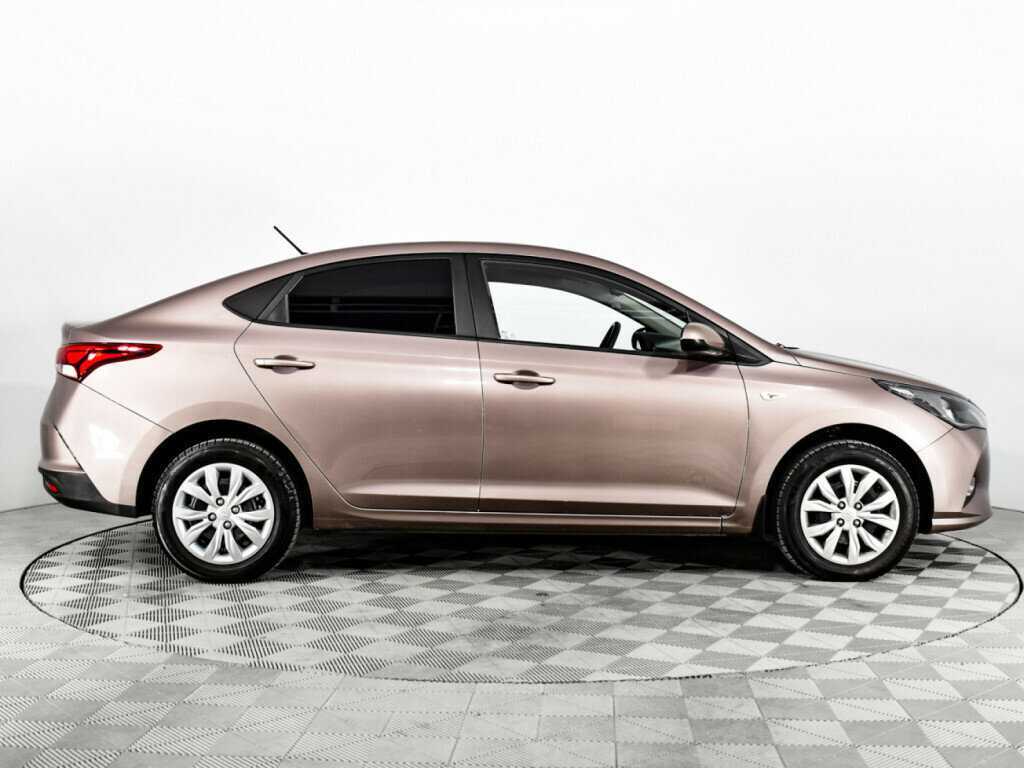 Hyundai Solaris, 2020 - фото №4