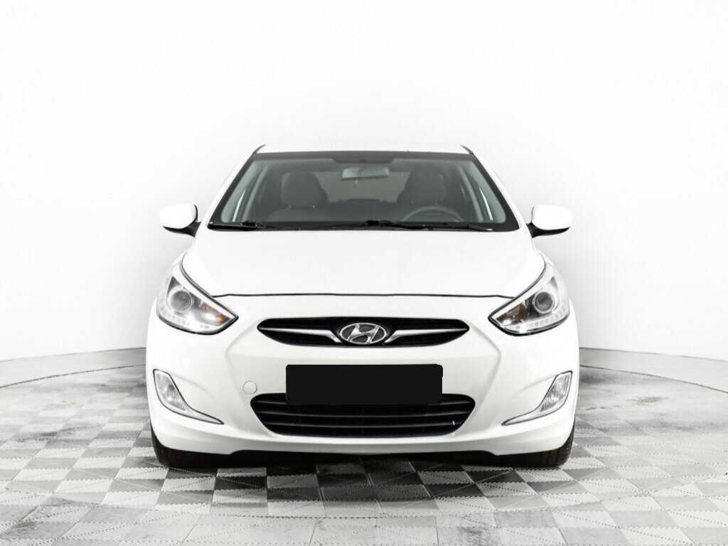 Hyundai Solaris, 2013 - фото №2