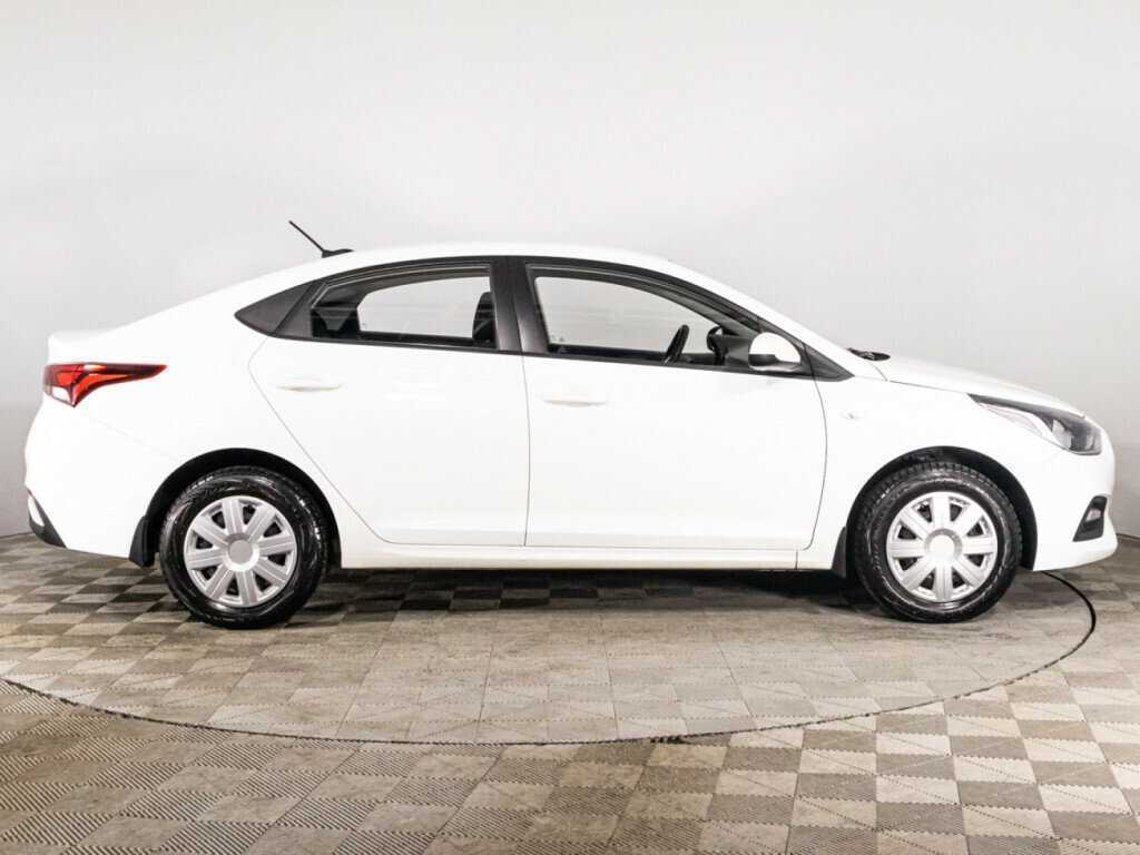 Hyundai Solaris, 2018 - фото №4