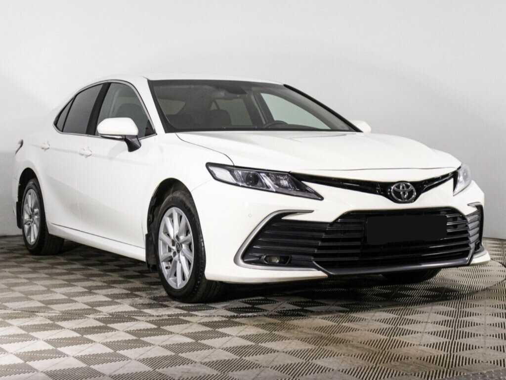 Toyota Camry, 2021 - фото №3