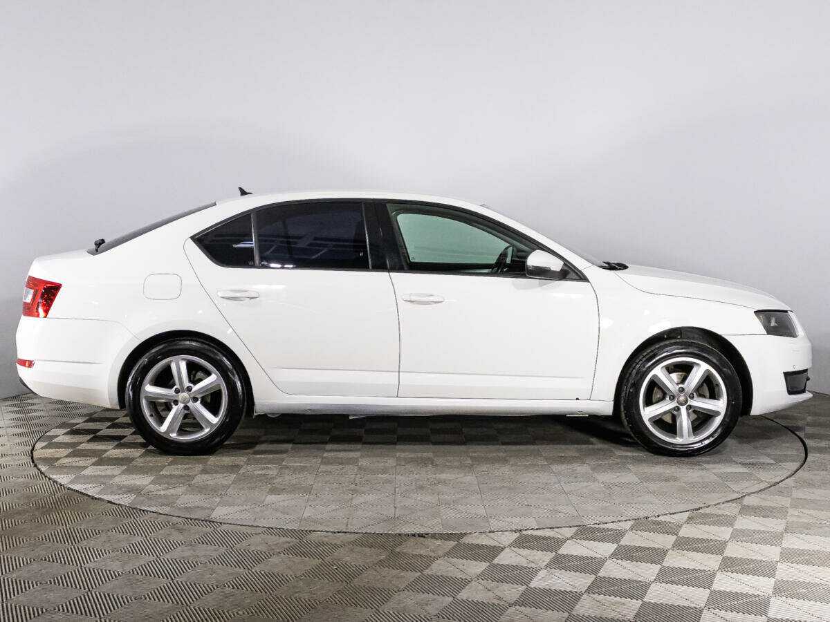 Skoda Octavia, 2013 - фото №4