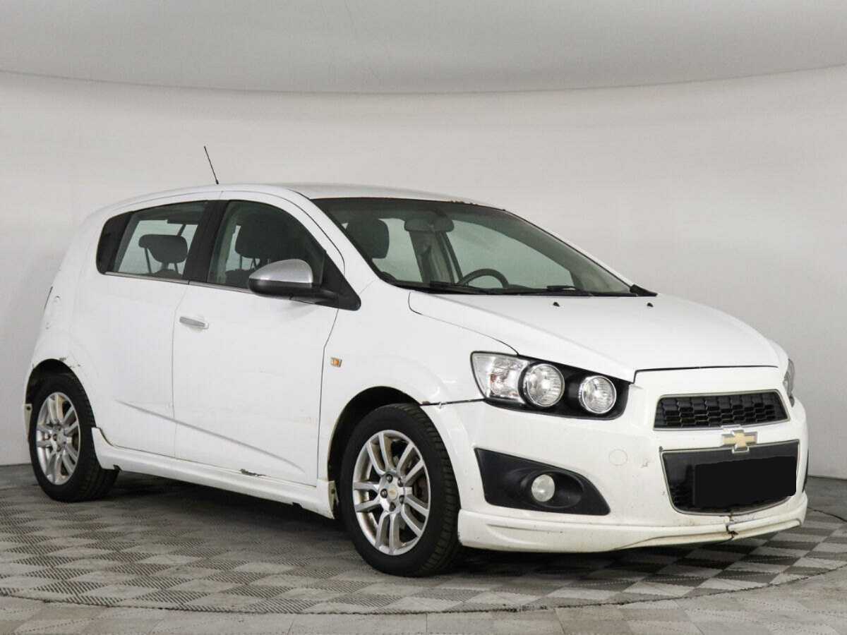 Chevrolet Aveo, 2014 - фото №2