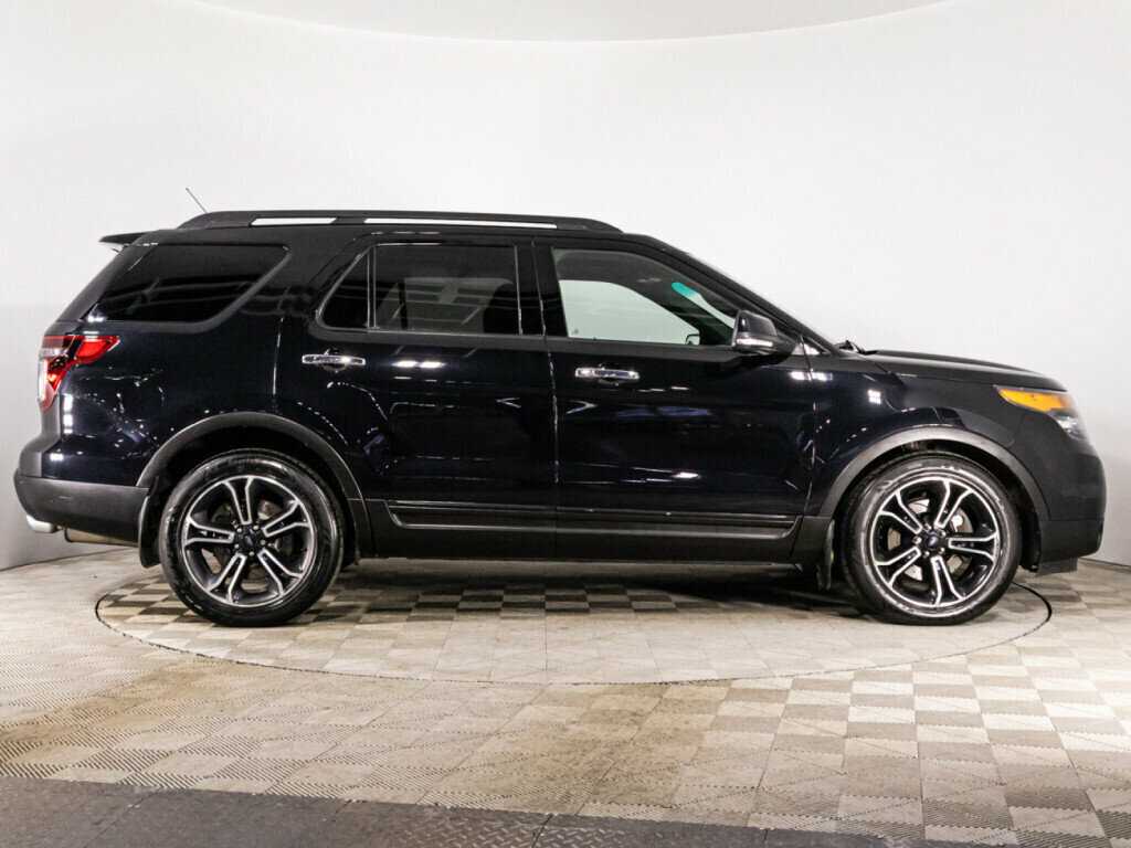 Ford Explorer Sport, 2013 - фото №4