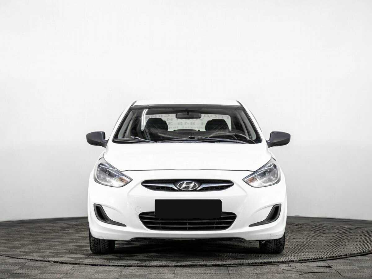 Hyundai Solaris, 2013 - фото №2