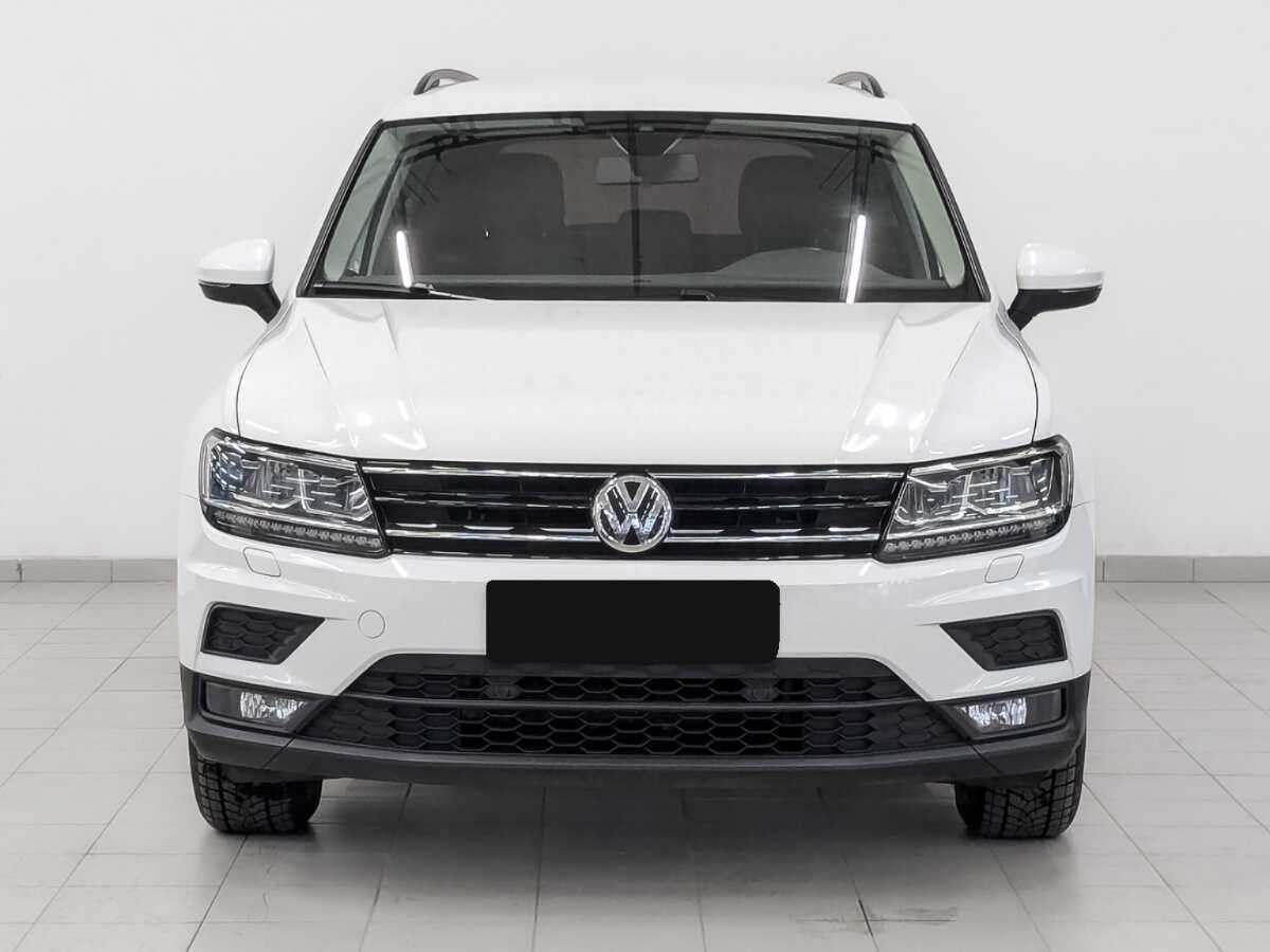 Volkswagen Tiguan, 2020 - фото №2