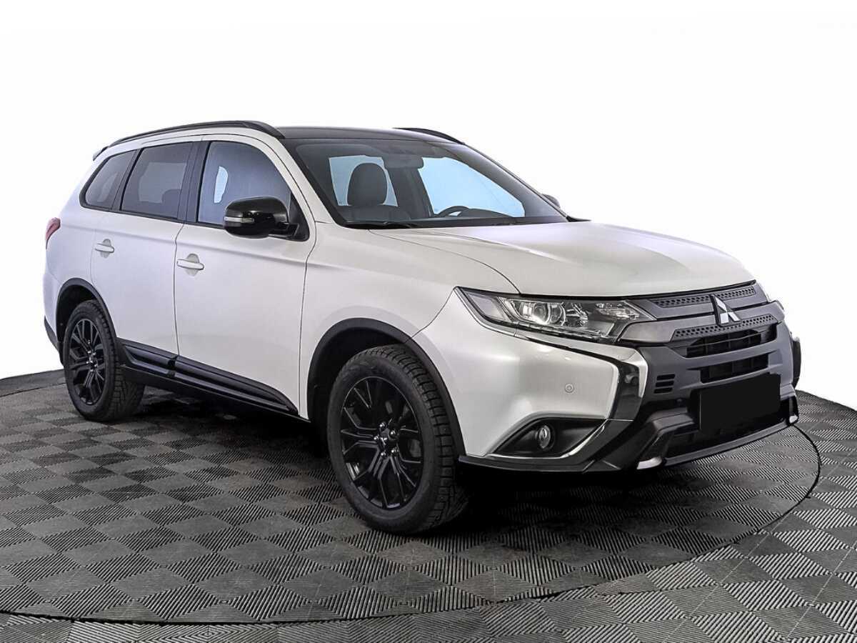 Mitsubishi Outlander, 2022 - фото №3