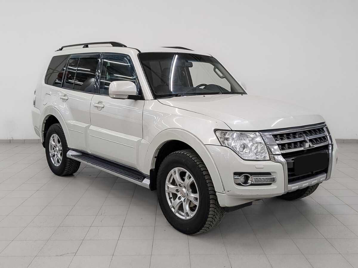 Mitsubishi Pajero, 2015 - фото №3