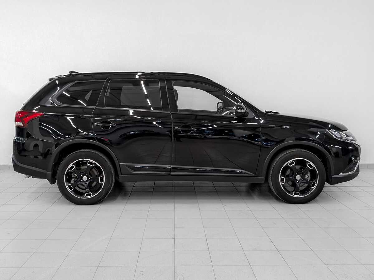 Mitsubishi Outlander, 2021 - фото №4