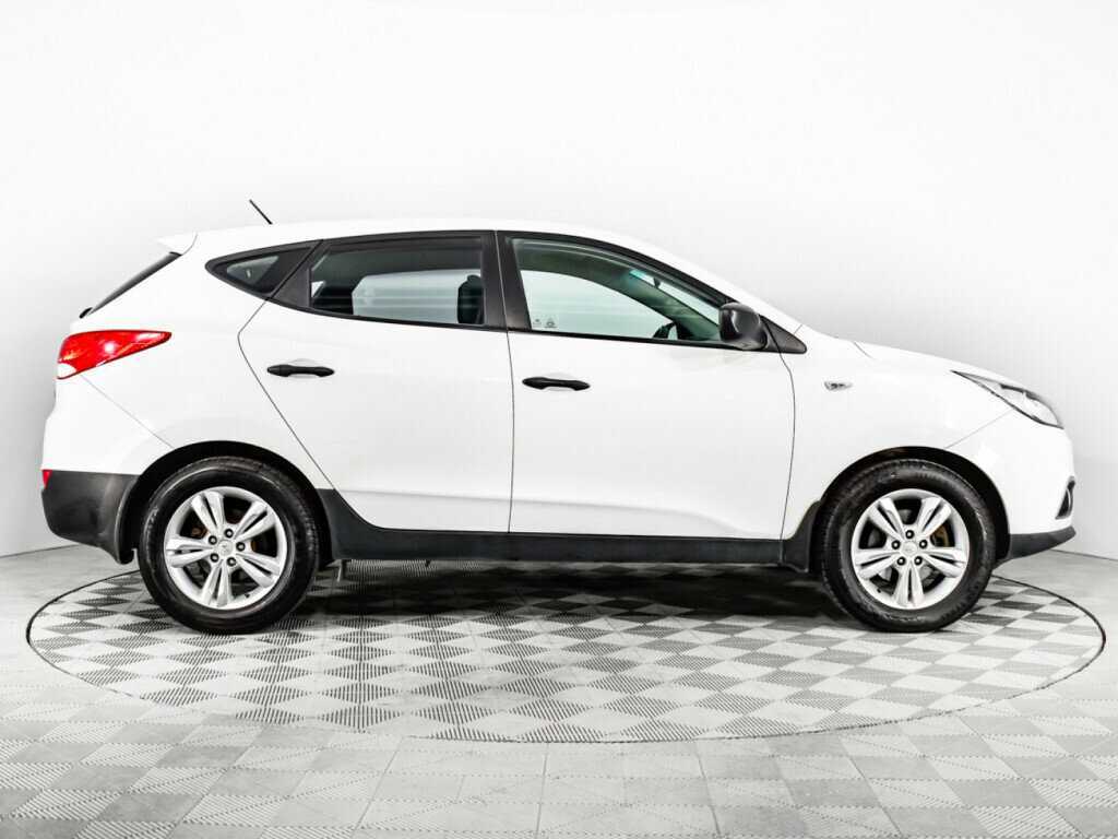 Hyundai ix35, 2012 - фото №4