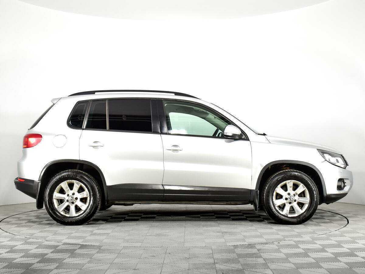 Volkswagen Tiguan, 2012 - фото №4