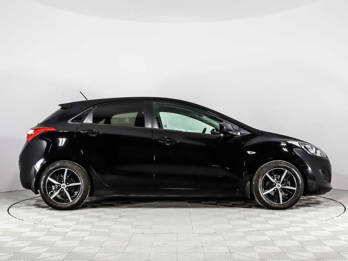 Hyundai i30, 2013 - фото №4