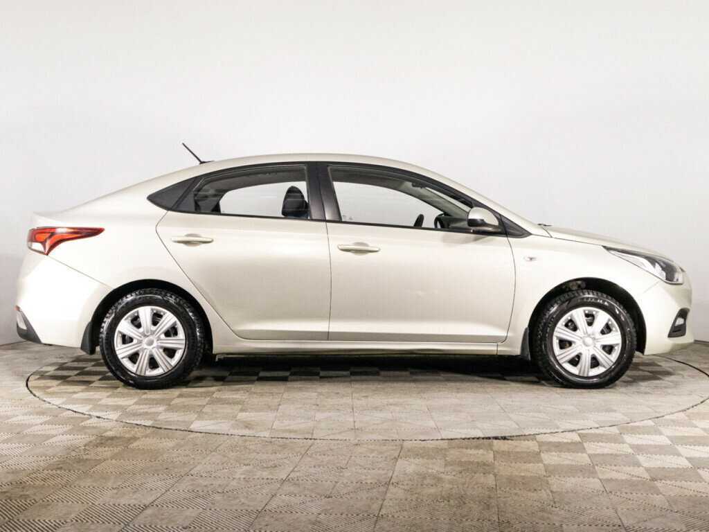 Hyundai Solaris, 2018 - фото №4