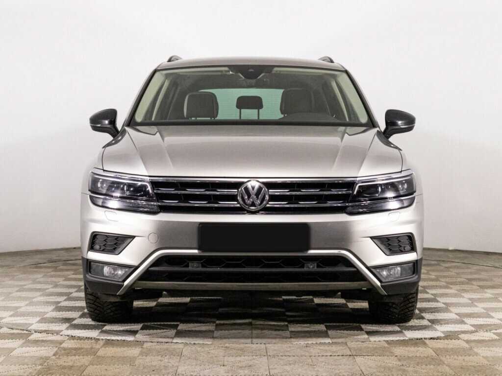 Volkswagen Tiguan, 2019 - фото №2