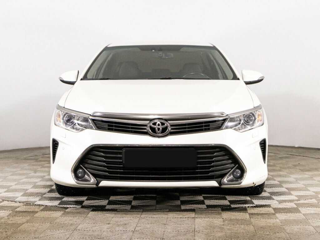 Toyota Camry, 2015 - фото №2